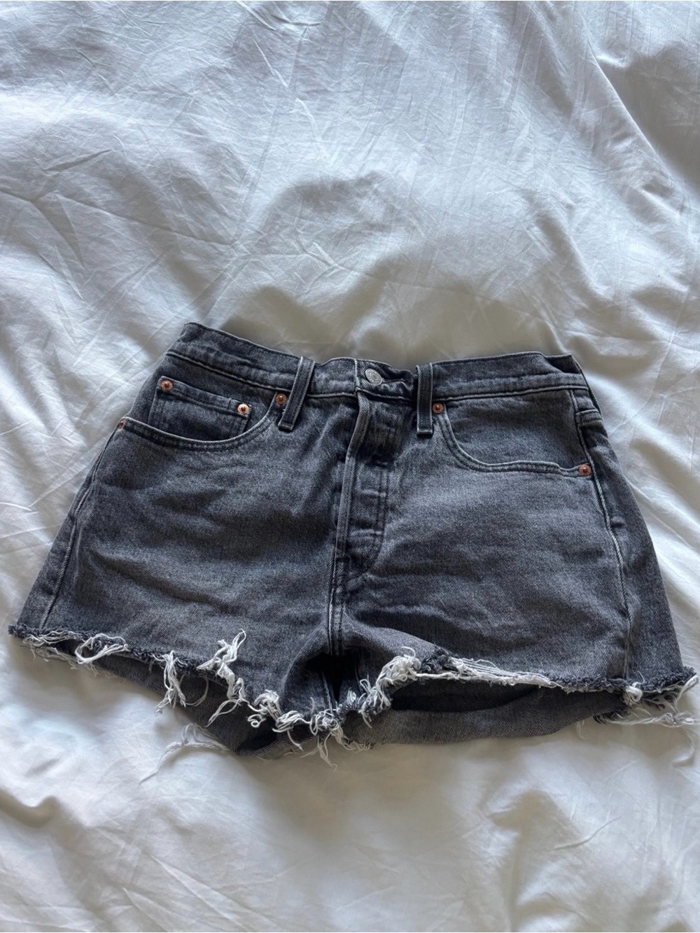 Levi’s 501 Black Distressed Denim Shorts High Rise W27
